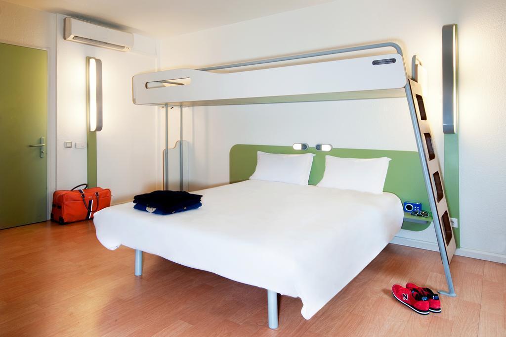 Ibis Budget Bordeaux Aeroport Mérignac Exterior foto